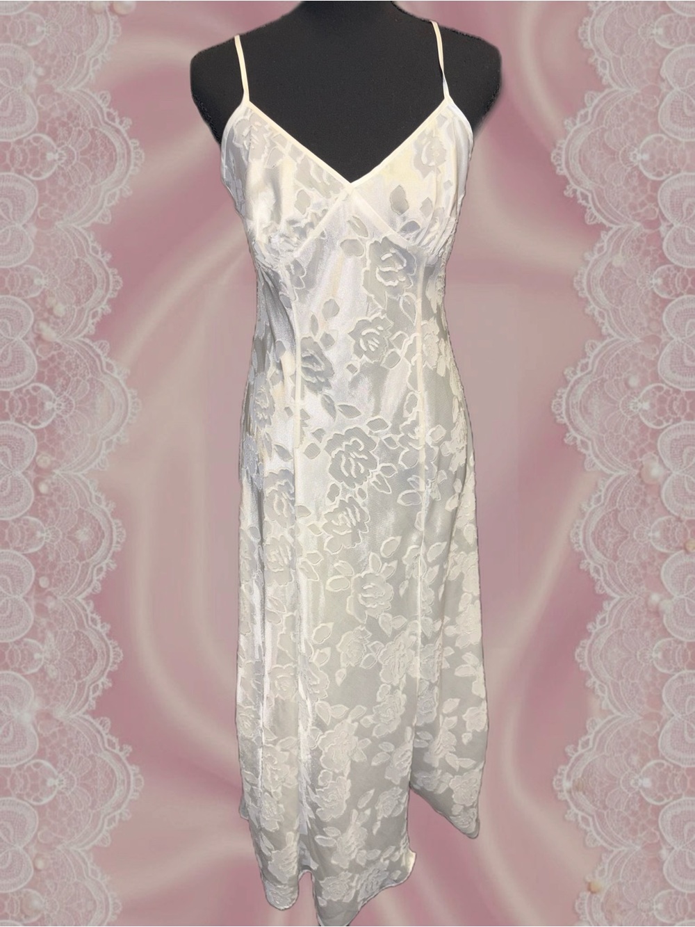 1980s Victoria's Secret White Floral Lace Satin Slip